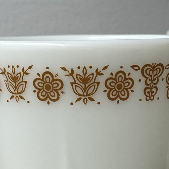 Pyrex 2 Mugs Butterfly Gold Milk Glass Brown Pattern - Picture 4 of 12